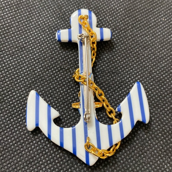 Vintage Nautical boat Anchor brooch - Picture 2 of 3
